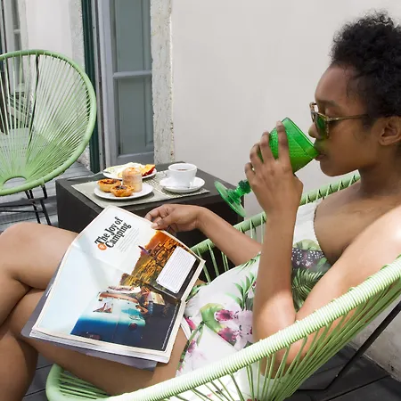 Отель Gat Rossio 2*